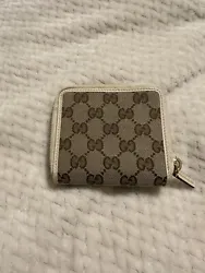 Gucci wallet monogram, brown, crème. Shipped with USPS Ground Advantage.