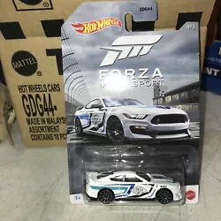 NEW SEALED EXCELLENT SHAPE.