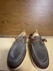 Sperry Top Sider Brown Leather Gold Cup Boat Deck Mens 8.5 M. Worn a couple of times.Great great condition.See pictures...