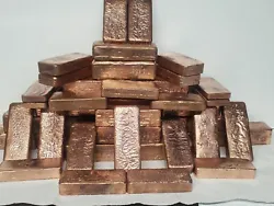 1 KILO HAND POURED COPPER BAR WITH 1 ROLL PRE 1982 COPPER PENNIES. You will get 1 kilo or 1000+ grams or over 2 LBS of...