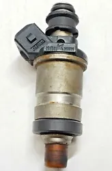             1986 1997 FUEL INJECTOR ACURA,INTEGRA,LEGEND,HONDA CIVIC,STERLING OEM USED IN GREAT TESTED CONDITION...