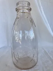 Vintage Cream Crest/ Sealtest One Quart Glass Bottle.