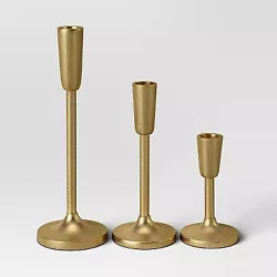 •Set of 3 candleholders in varying sizes •Made with metal •Gold-tone finish •Great for everyday dining and...