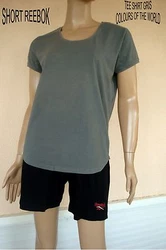 SHORT REEBOK TAILLE ELASTIQUEE +. SHORT REEBOK NOIR T XL. COULEUR NOIR SIGLE BRODERIE EN ROUGE ET BLANC REEBOK. TEE...