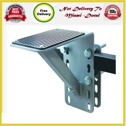 Non-slip step surface.