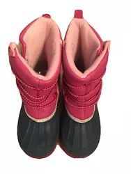 OshKosh Bgosh Toddler Girls Winter Snow Boots Purple Berry Size US:10M EUR 28. Boots are in great shape. They are...