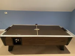 air hockey table used. Condition is 