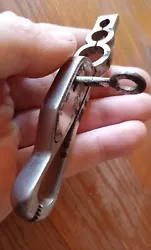 Objet Mystère Outil ancien Cadenas ? A Identifier 1930s.  Acier chromé, !!!!! chrome dégradé (photos)  Environ 80gr...