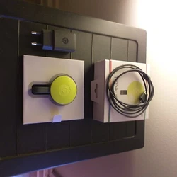 google chromecast tv comme neuf juste ouvert.