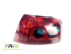 Ref OEM 6351GC. Feu ARD PEUGEOT 407 1.6Hdi 110. Modèle 407 1.6 Hdi 110. Afin déviter toute erreur ou déception,...