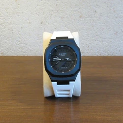 Cest une montre Casio G-ShockNEUVE etAUTHENTIQUE, la contrefaçon est interdite par la loi. Les possibilités de...