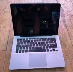 Verkauft wird hier ein MacBook Pro 13