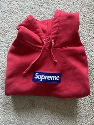 Red Supreme Hoodie Purple Box LogoHas Lint On Hoodie Other Than That It’s In Good Condition. Message Me Before Buying
