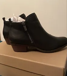 Lucky Brand Ankle Boots New. Nice Boots!! Size 7.5WNapa Leather upper- BlackSide ZipperVery Comfortable Look great...