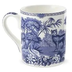 Blue Room Aesop’s Fables Mug features Made of earthenware. Presented in a Spode gift box.