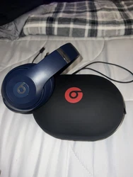 Like new! Only used a few times. Comes with charger and carrying case. No box included