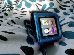 Apple Ipod Nano MC689  6th 6.  Génération Bleu 8GB Bleu Avec Bracelet sans chargeur sans câble, fonctionne...
