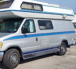 1995 Airstream B190 19ft. This is an all original B190 that has been well cared for. The exterior and interior are in...