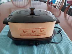 VINTAGE WEST BEND SLOW COOKER GOOD PREOWNED CONDITION. 6 QUART. IT WAS TESTED AND WORKS WELL. CLEAN. NO FLAWS ON GLASS...