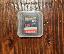 SanDisk 128GB Extreme PRO SD SDXC Memory Card 170MB/s Class 10 UHS-1 U3 4K 128G. Work perfect . Great for Camcorder or...