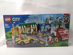 LEGO CITY modèle 60306. Un cadeau parfait pour les enfants de 6 ans et plus ! LEGO CITY model 60306. - Ce set LEGO...