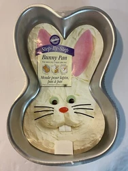 Wilton Bunny Cake Pan - Very Good Condition.