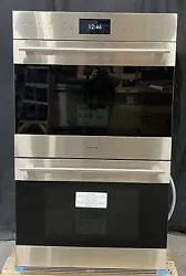 Wolf E Series DO3050TEST. Model: DO3050TEST. Wolfs dual convection system-featured in the upper oven cavity- provides...