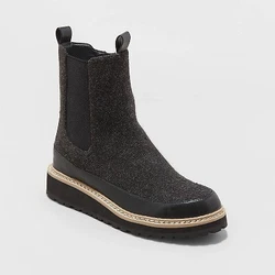 •Universal Thread ankle boots with 1.