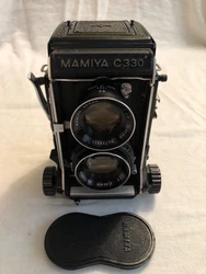 Mamiya C330 Professional Camera Antique camera. Camera from estate collection.  NOT TESTED sold for parts or repair....
