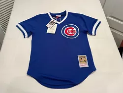 This jersey is blue with red / white accents with the Cubs logo on the chest and #23 on the back - very high quality !...