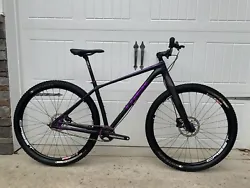Trek Superfly SS size 18.5” ML.Purchased new and regularly serviced.Very low miles, good tread on original tires...