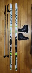 LIKE NEW! Included in this Rossignol package are Glade AR CUT XC59 skis (176cm) with bindings (IFP), XT-700 ski poles...