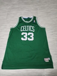 You are bidding on a great looking and nice Pre-owned Mens Adidas Hardwood Classics Larry Bird Boston Celtics #33...