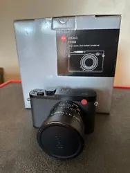 I have up for sale my very loved Leica Q. In the photos I have included a screen protector on the LCD screen so that is...