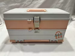 Vintage Plano Style Peach and White Caboodle.