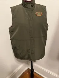 Pooh Tigger Bounce Outside The Lines Womens Puffer Vest Large Olive Green.