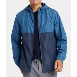 Brand New with Tags!Goodfellow & Co Mens Lightweight Rain Jacket WindbreakerSize: LargeColor: Galaxy BlueFEATURES: ~...