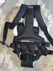 Chicco Infant 2 Way Carrier Ultra Soft Magic 7.5-25 Lbs. Condition is Used. Shipped with USPS Priority Mail.