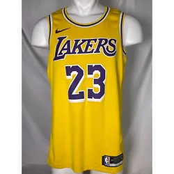 Directly inspired by Nikes Authentic jersey, it features classic trims and Los Angeles Lakers graphics along with Nikes...