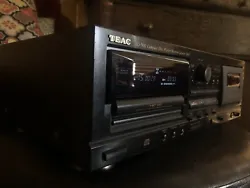 Teac AD-500 CD / cassette deck is a fine piece of high quality electronics to put to great use. Its the fine choice of...
