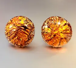 This is a Super Pretty Pair of Gold Colored Confetti Flake Clip On Earrings from the Late 1950s. COLOR DIFFERENCES:...