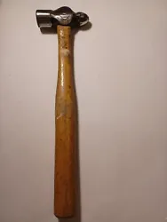 8oz bluegrass ballpeen hammer.  Very good condition.