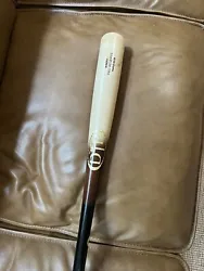 New Warstic 32” 29oz baseball bat. You see a Dovetail logo on the bat. I put that on because the Warstic logo was...