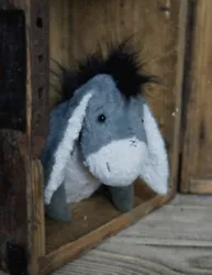 Up for auction is this amazing 8” posable, moveable Eeyore. He is weighted, made with German viscose, German glass...