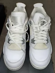 jordan 4 retro white (pre owned) size 7Y.  White is yellow tint from being in box