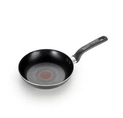 Pro-Glide non-stick interior ensures easy food release, and enables healthy cooking with little to no oil. Thermo-Spot...
