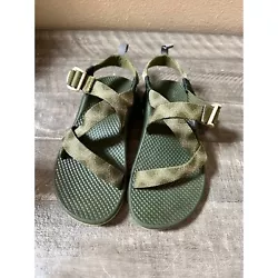 Boys chaco sandals youth size 2