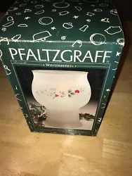 Pfaltzgraff Winterberry 247-122-00. Classic Winterberry Design. Frosted Floating Candle Holder in Original Box. Candle...