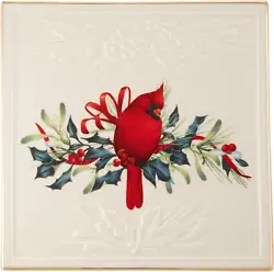 Rest hot dishes on this expertly crafted porcelain trivet. Our classic Winter Greetings pattern features a friendly...
