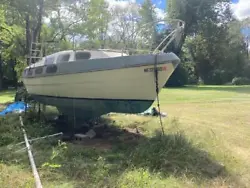 1986 Bayliner 24. Located at Hiram, MA 04041. No trailer. Unless otherwise stated, trailer is not included. There is NO...